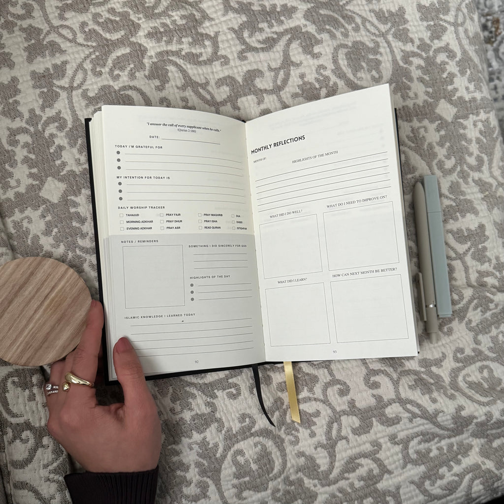 Midnight Linen Gratitude Journal