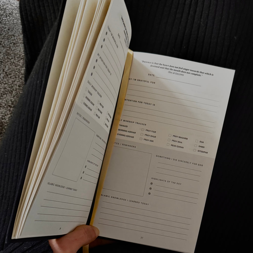 Midnight Linen Gratitude Journal