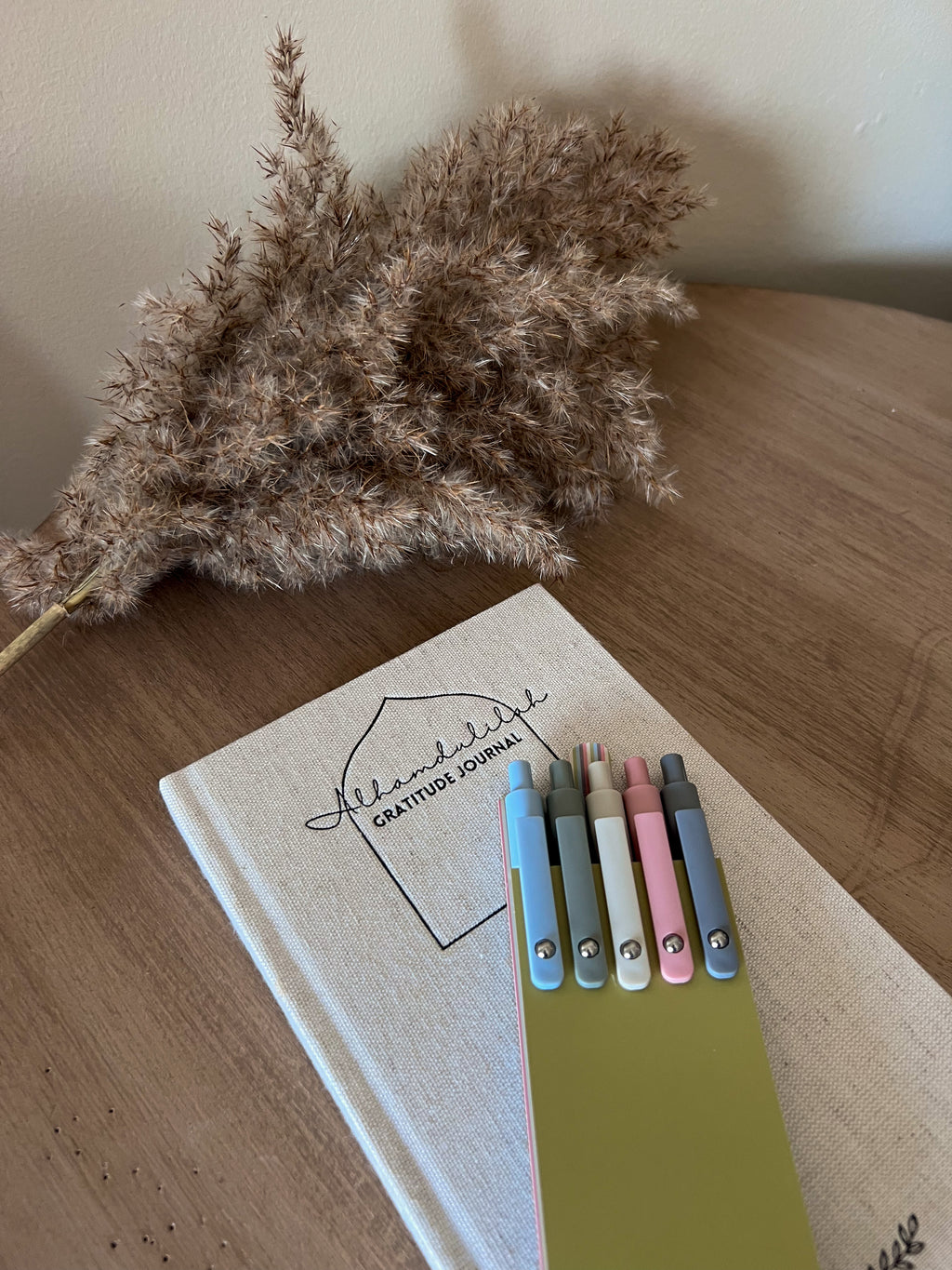 5-Piece Quick Dry Pen Set (Black Ink)